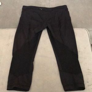 💯% Authentic Lululemon Capris